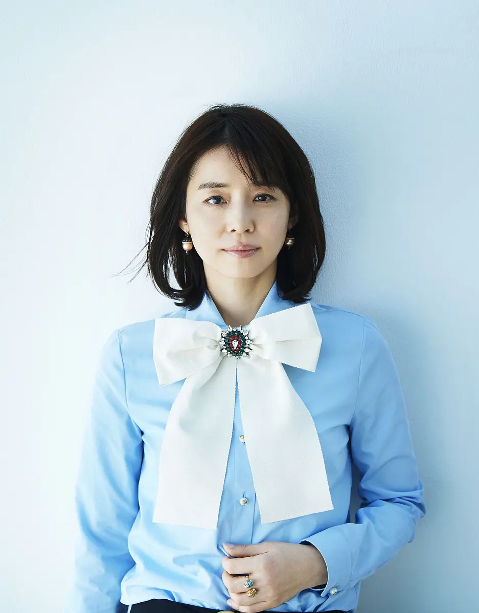 石田百合子
