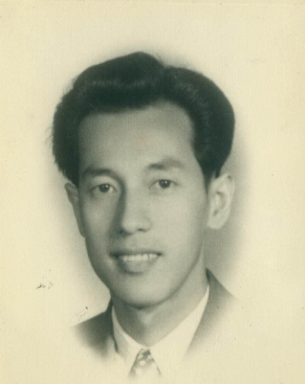 1957年，黄旭华留影 