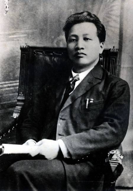 刘伯坚