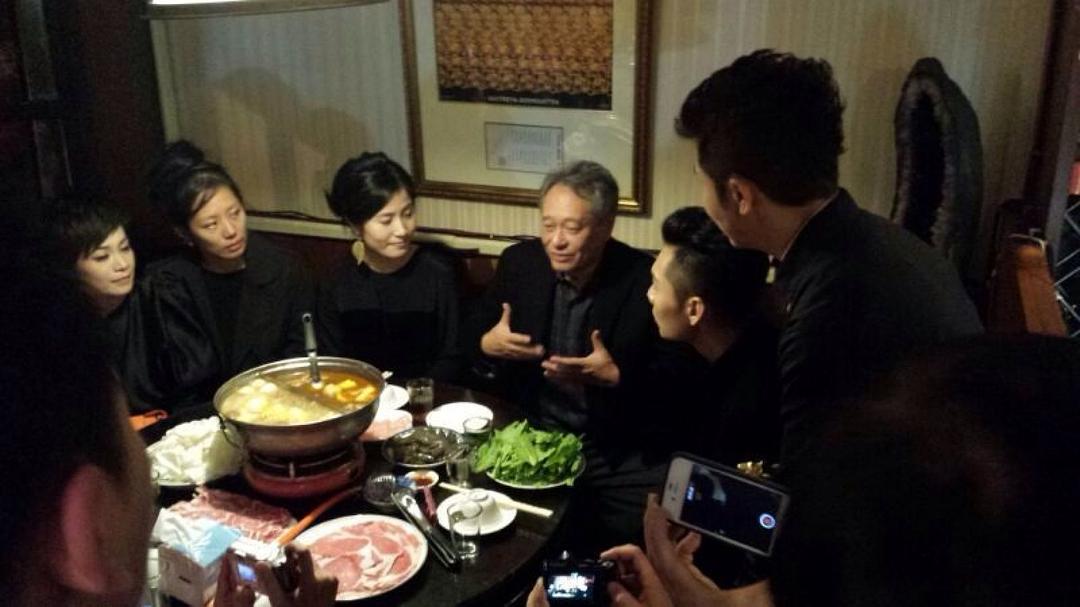 杨雁雁的图片