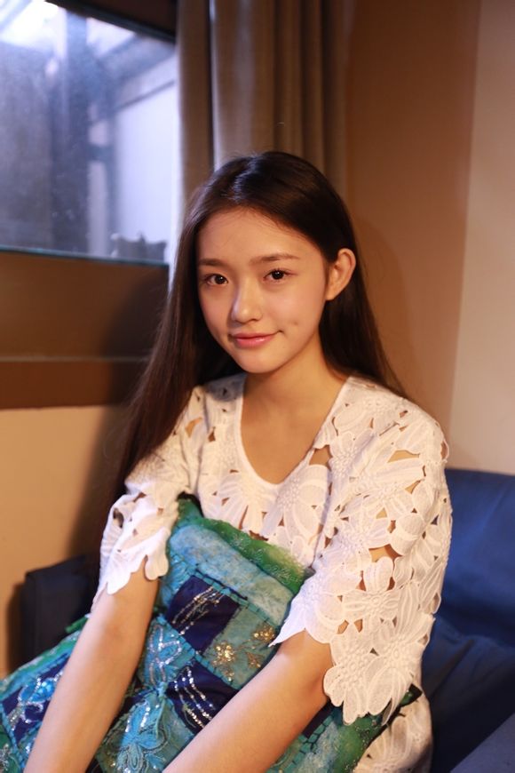 林允的图片