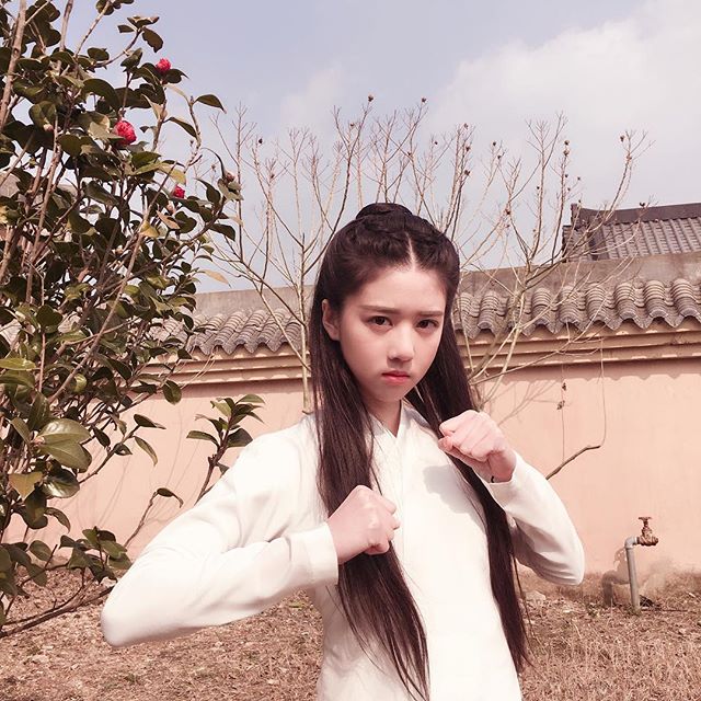 李凯馨的图片
