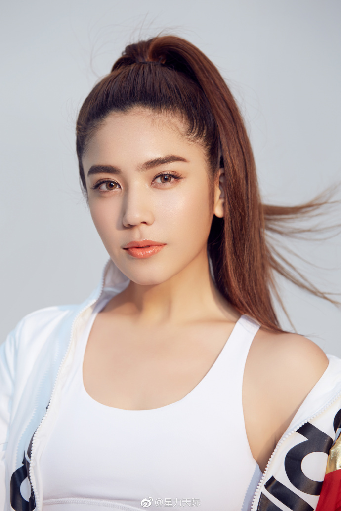 夏若妍的图片