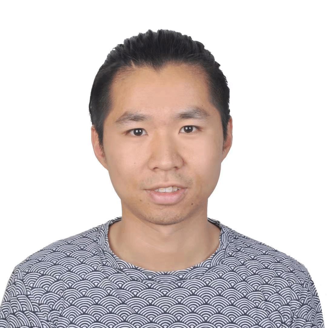 蔡哲睿的图片