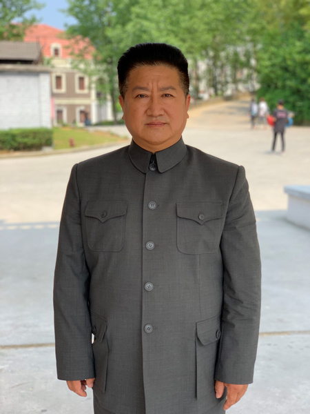 叶进的图片