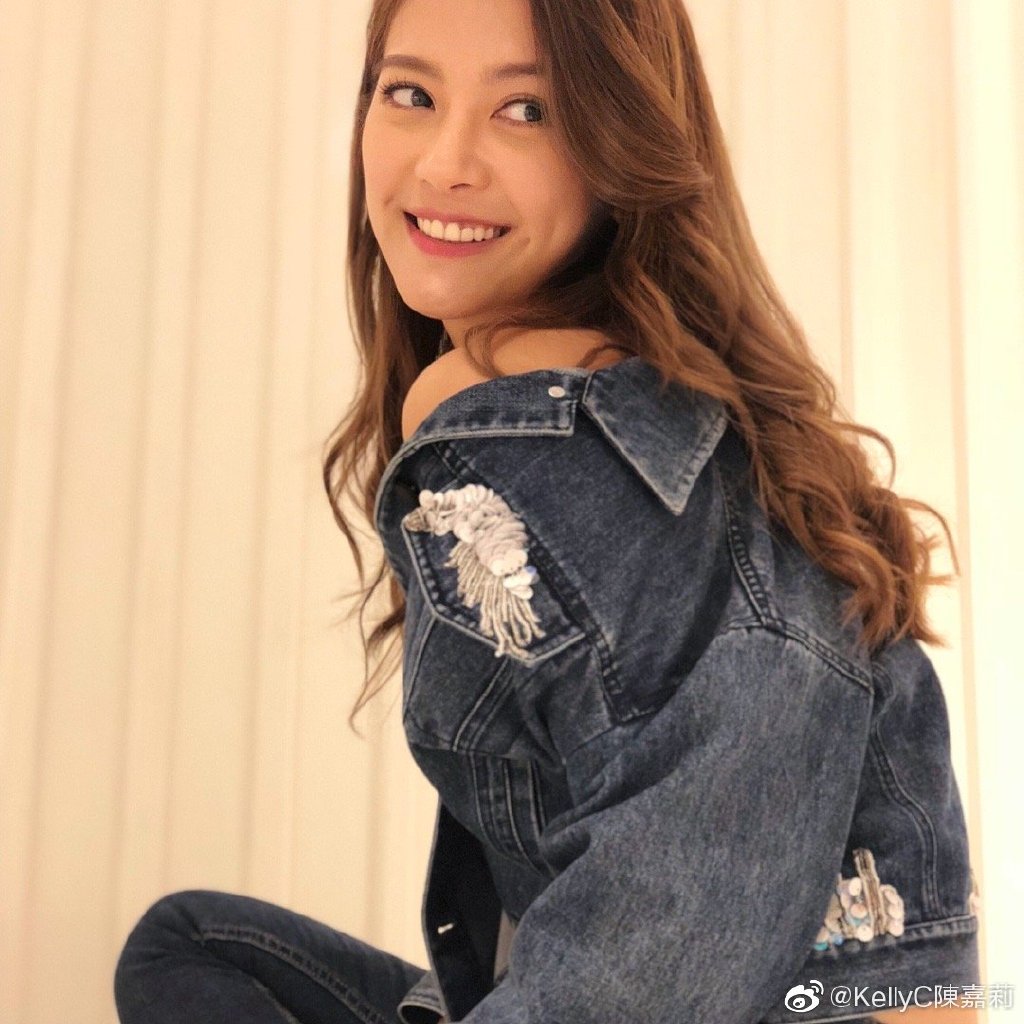 陈嘉莉的图片