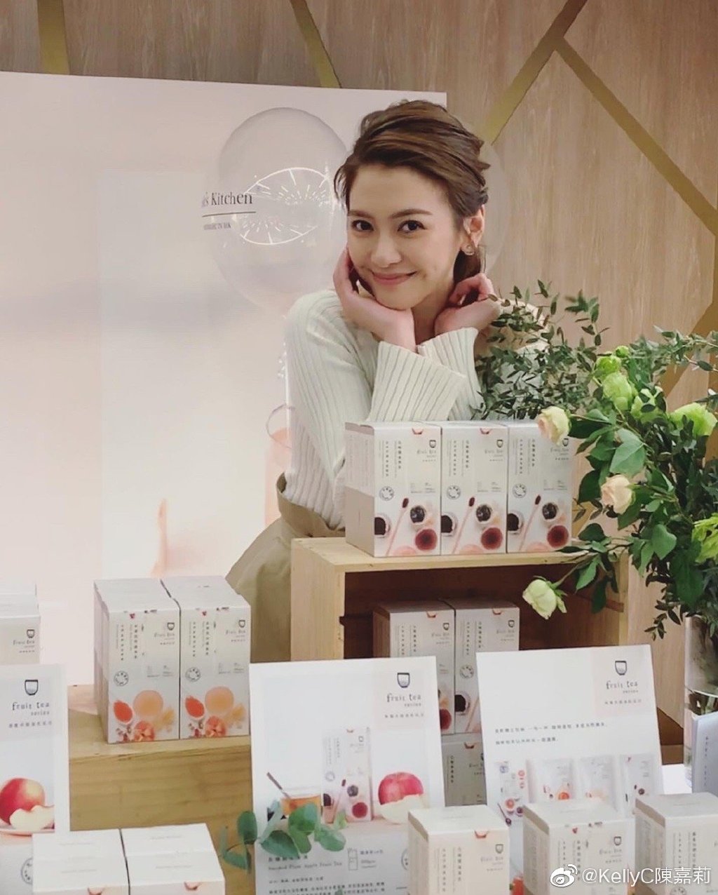陈嘉莉的图片