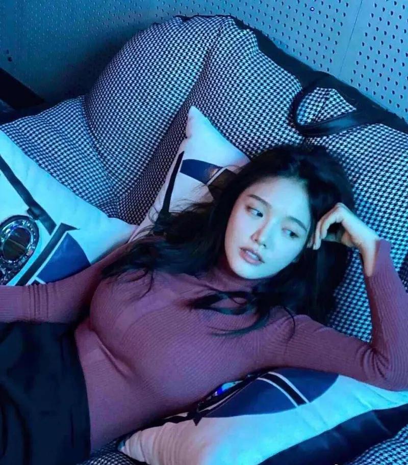 林妍柔的图片