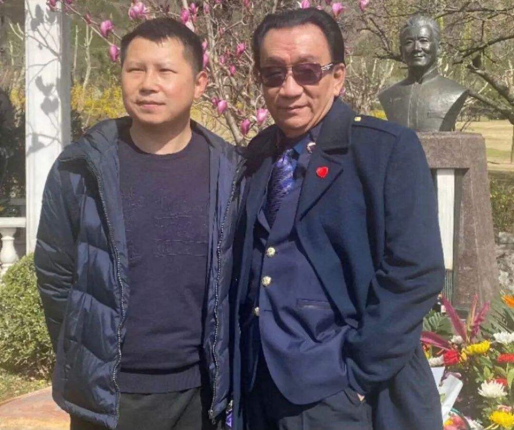 何沄伟的图片