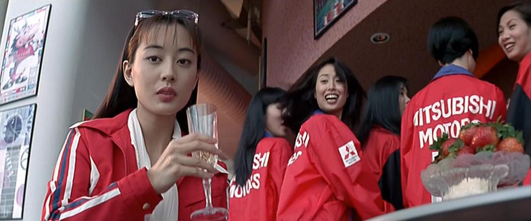 江黑真理衣的图片