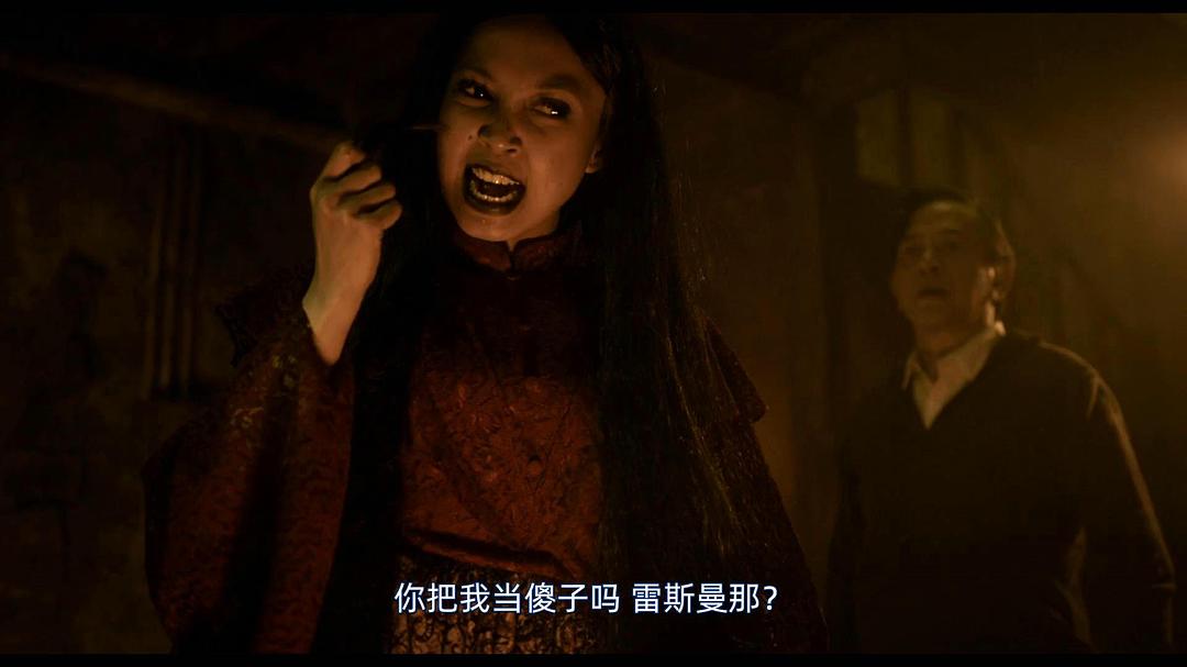 鲁思·马里尼的图片