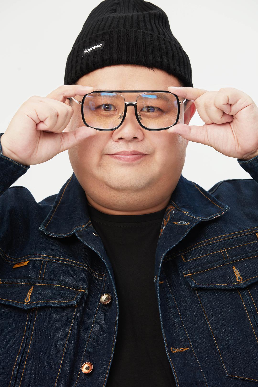 孙越的图片