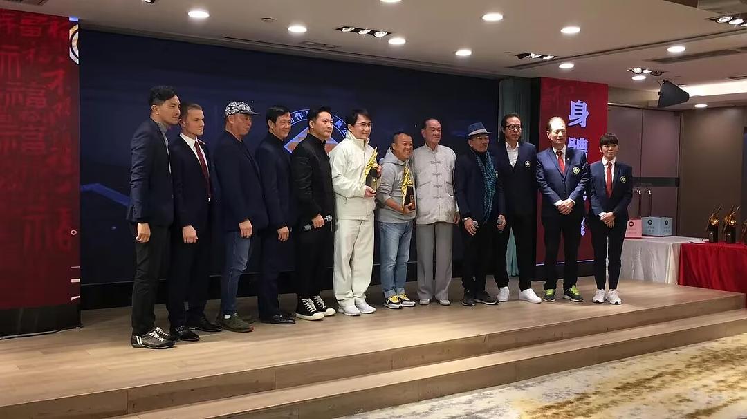 吴育枢的图片