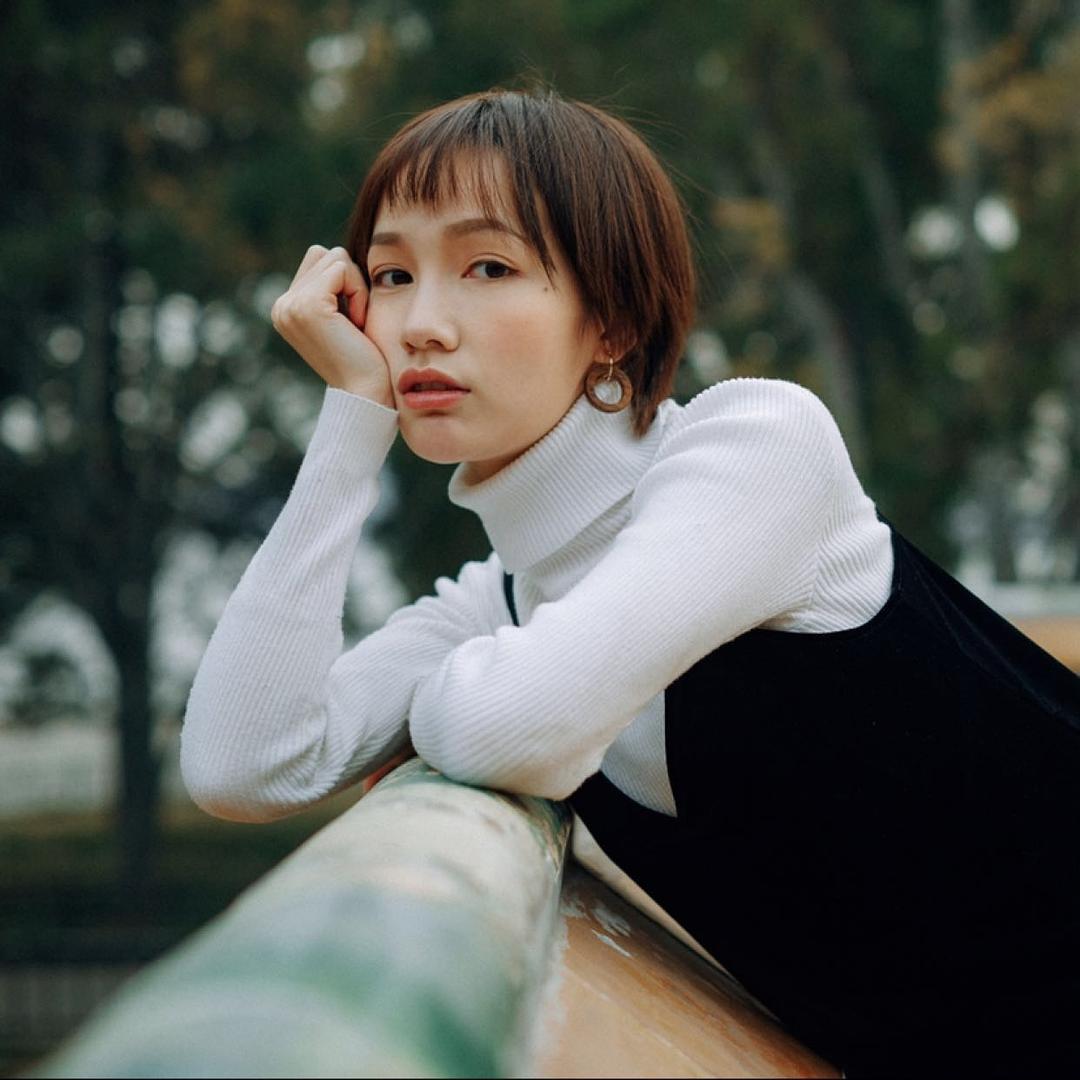邓芯圻的图片