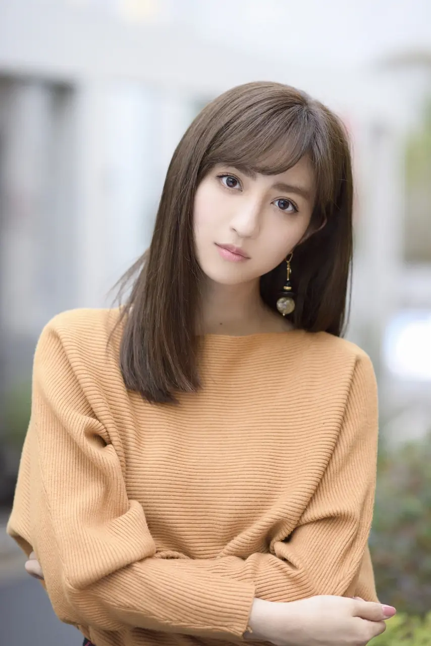 堀田茜