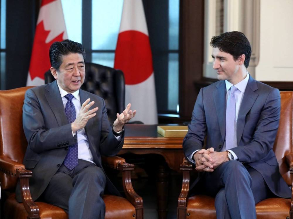特鲁多（右）与安倍晋三（左）（2019年4月28日）