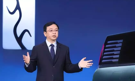 王传福
