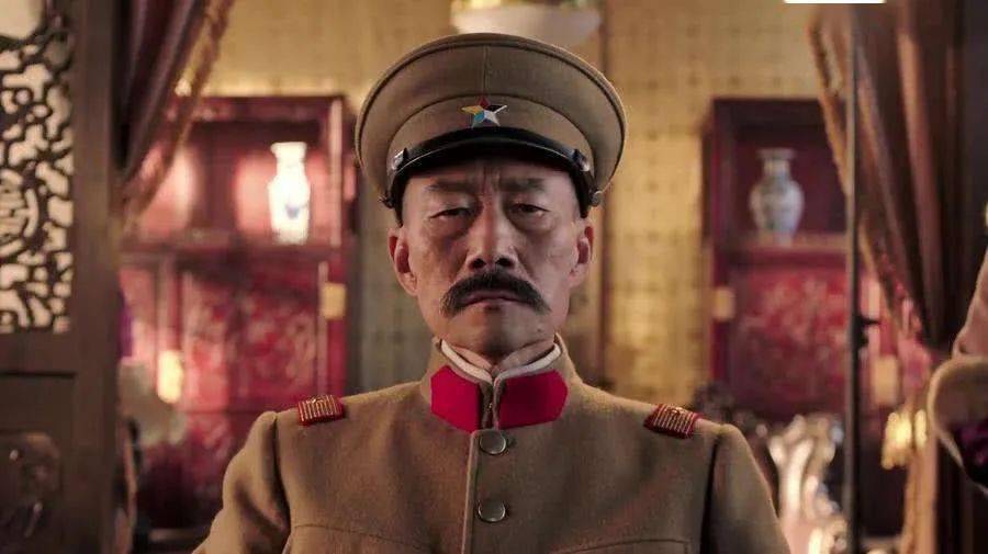 李雪健在《少帅》中饰演张作霖