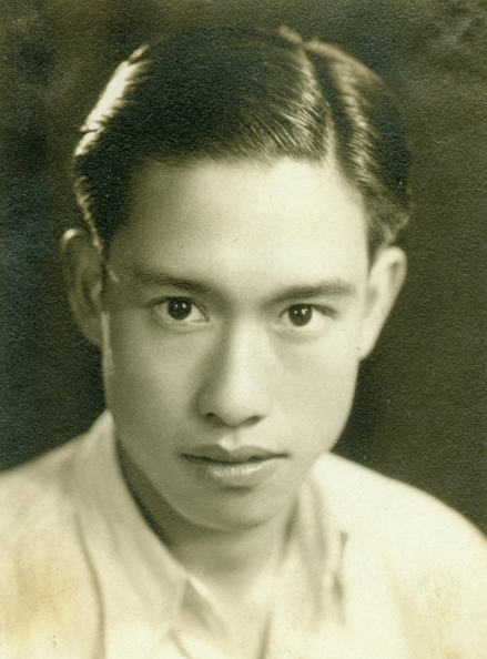 青年申泮文