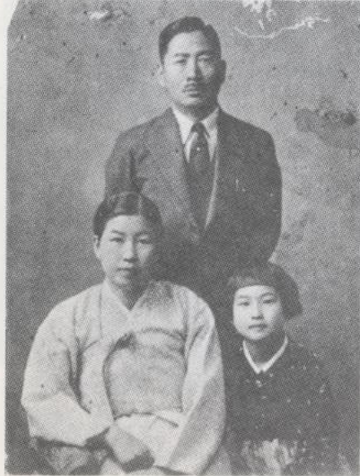 张泽相、金渊植、张炳慧（摄于1940年）