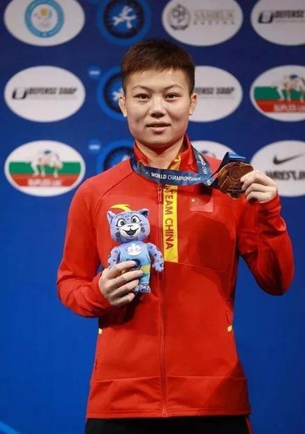 庞倩玉获得2019世界摔跤锦标赛女子53公斤级铜牌