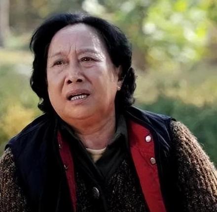 《一生守护》孙桂田饰陈月琴