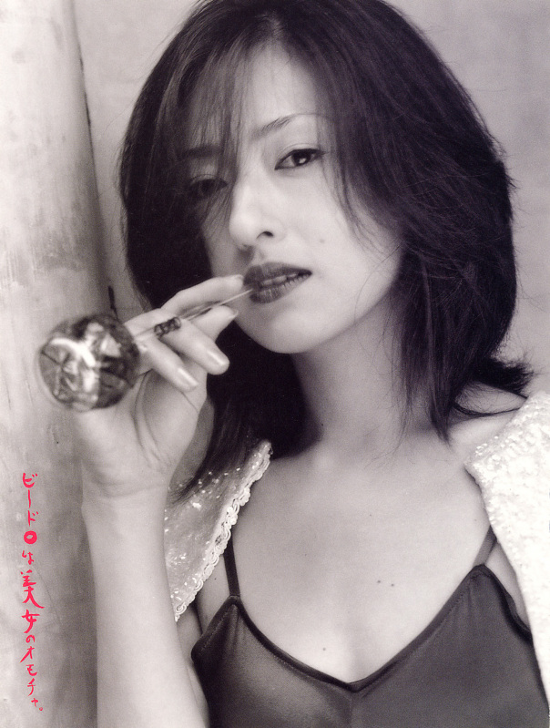 松雪泰子的图片