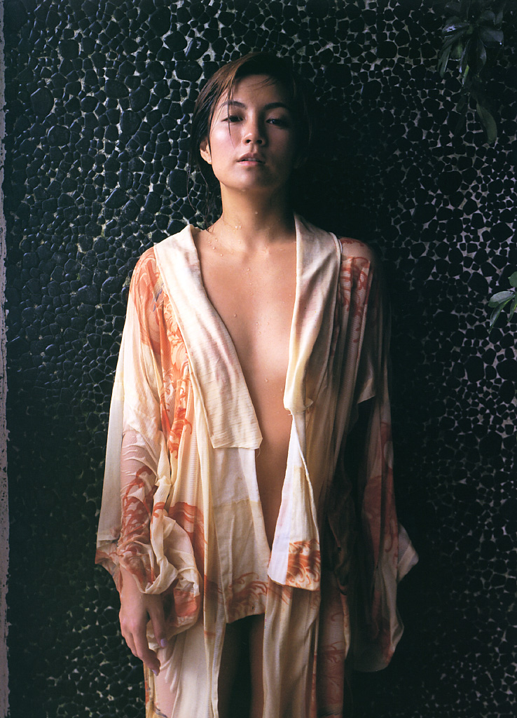 吉本多香美的图片