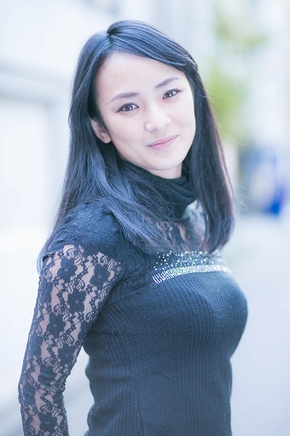三轮瞳的图片