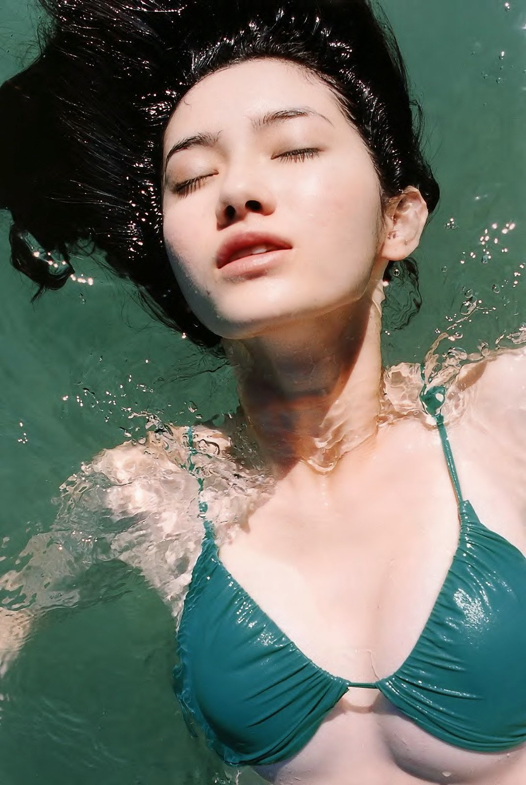 市川纱椰的图片