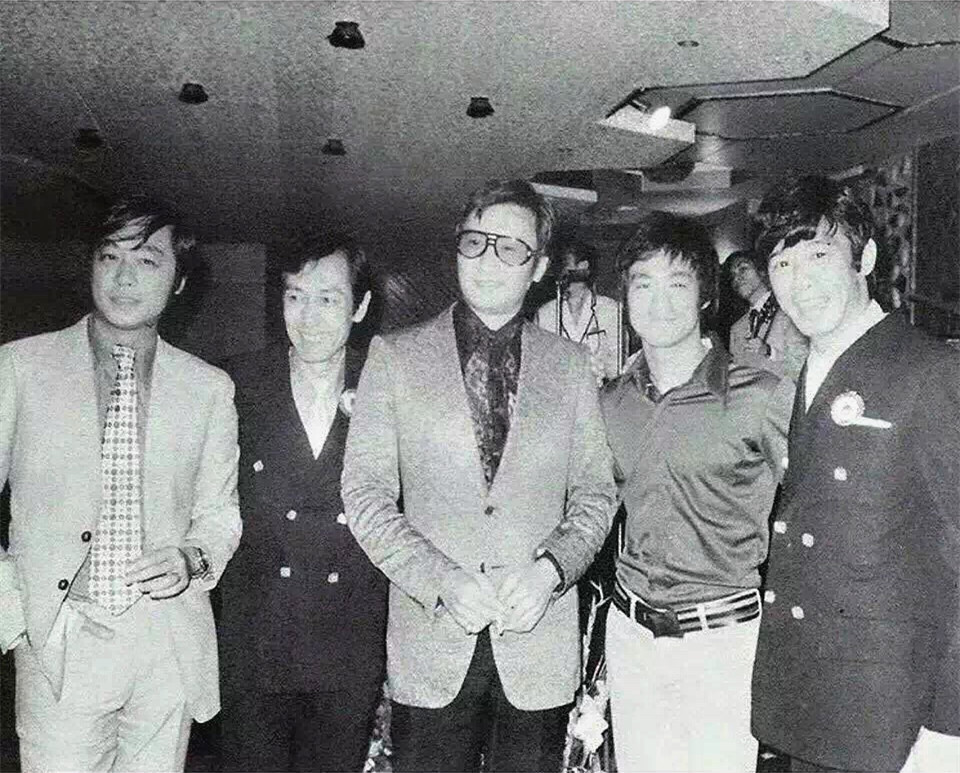 谢贤的图片