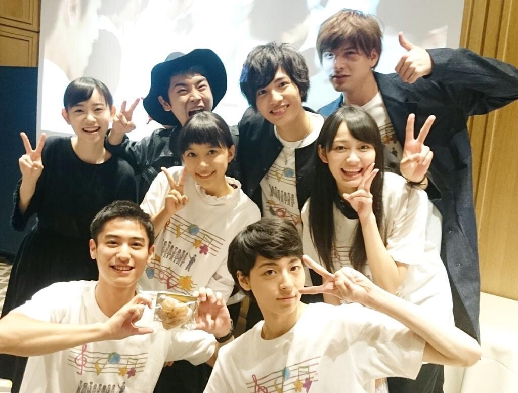 吉本实忧的图片