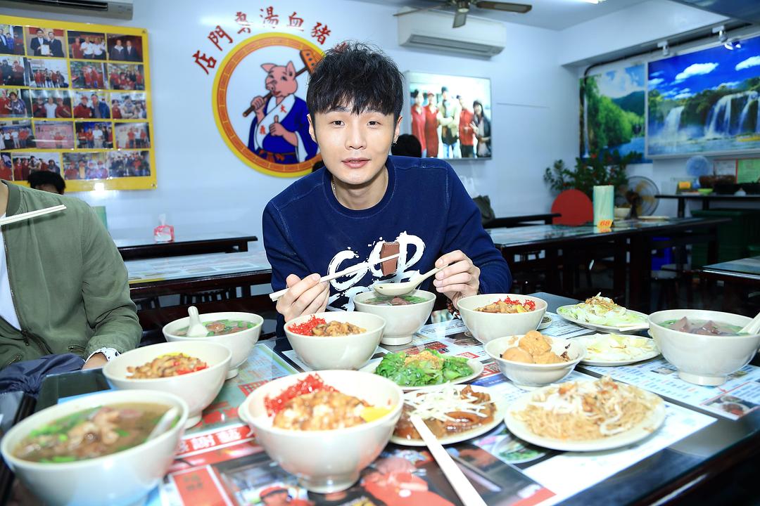 李荣浩的图片
