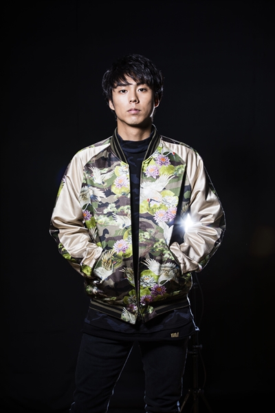 小野塚勇人的图片