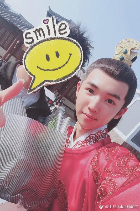 苗雅宁的图片