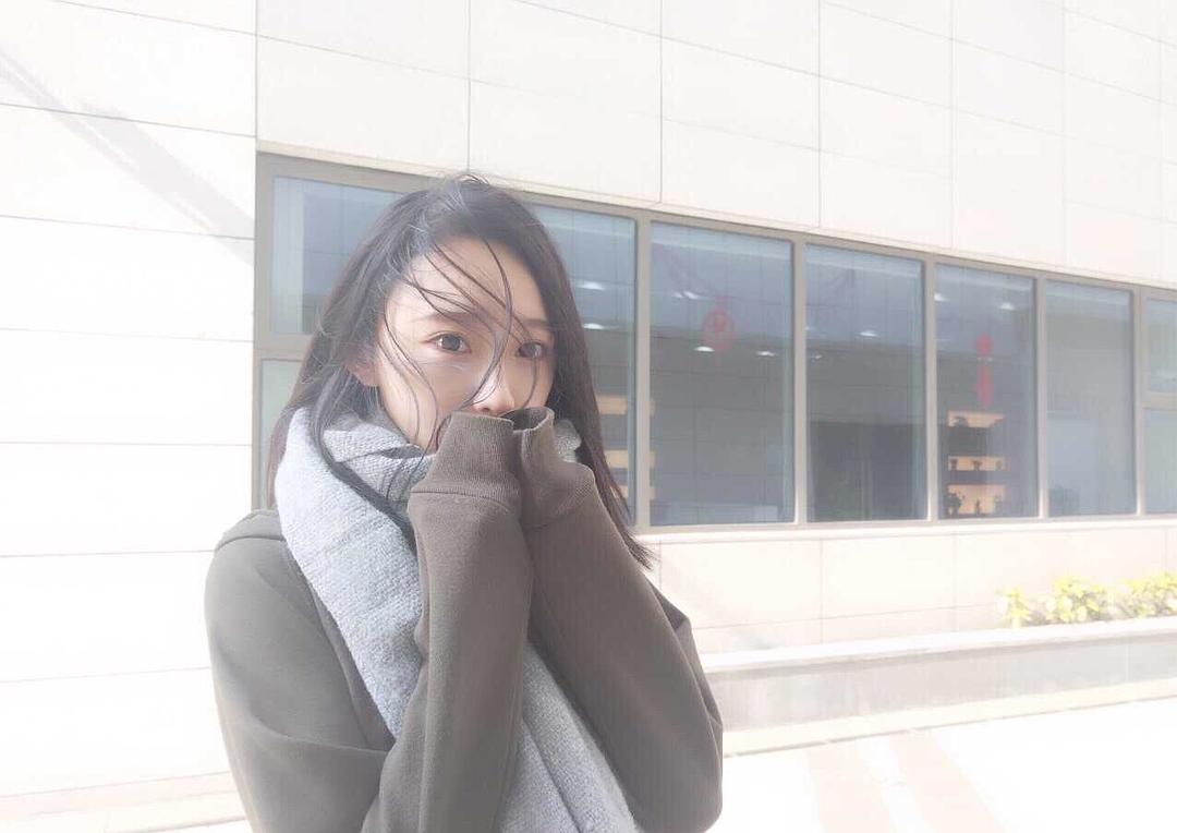 福井诗织的图片