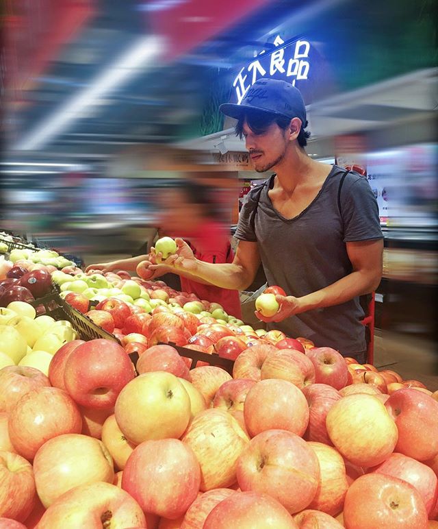 栢天男的图片