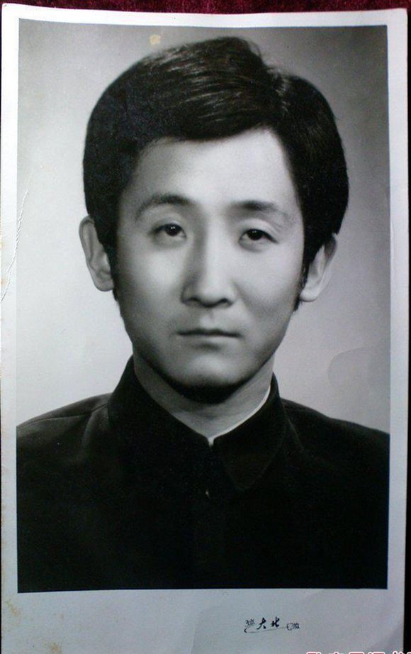 梁天的图片