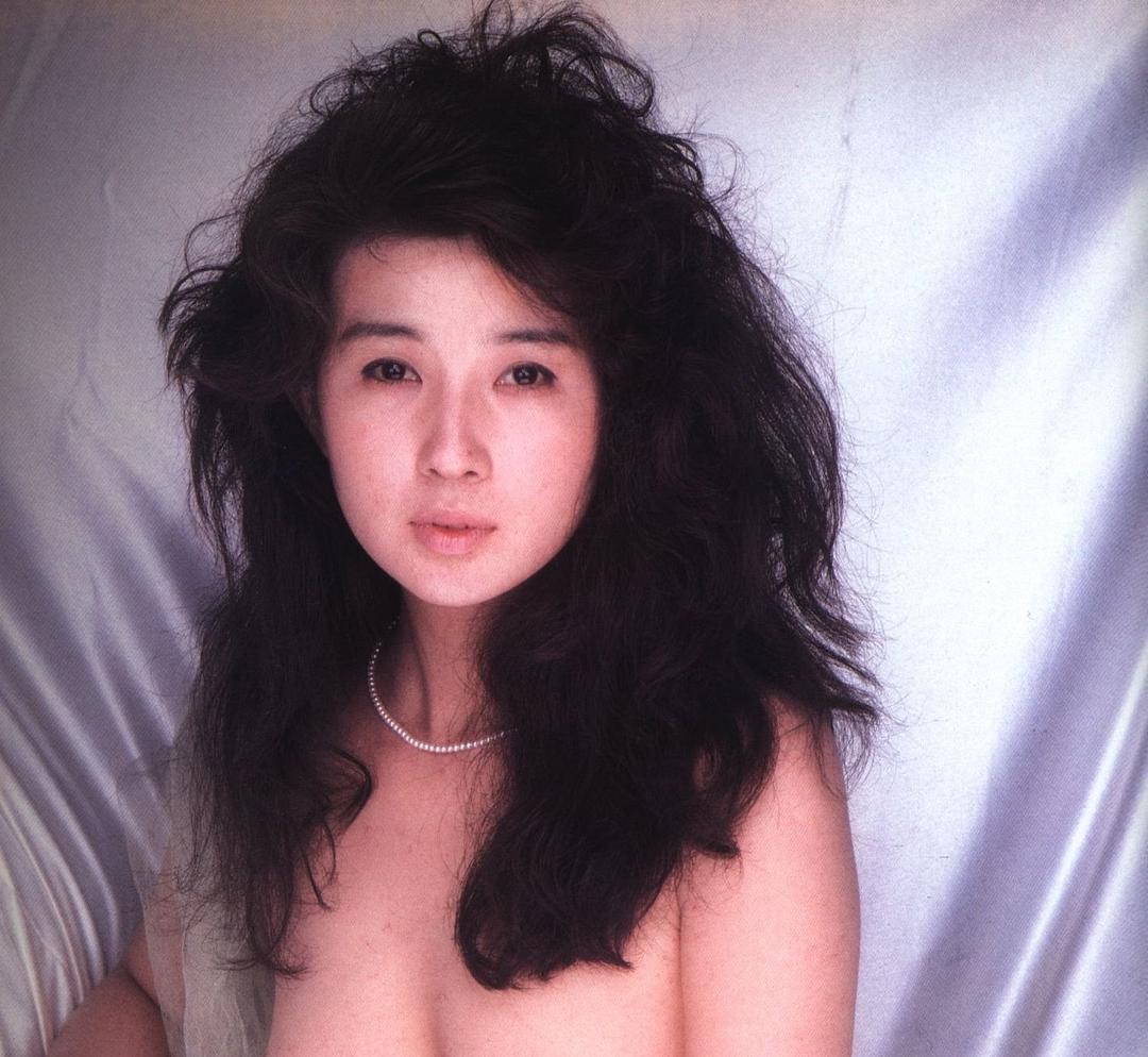 秋吉久美子的图片