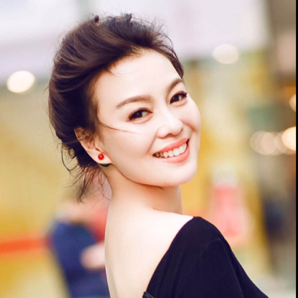 荣蓉的图片
