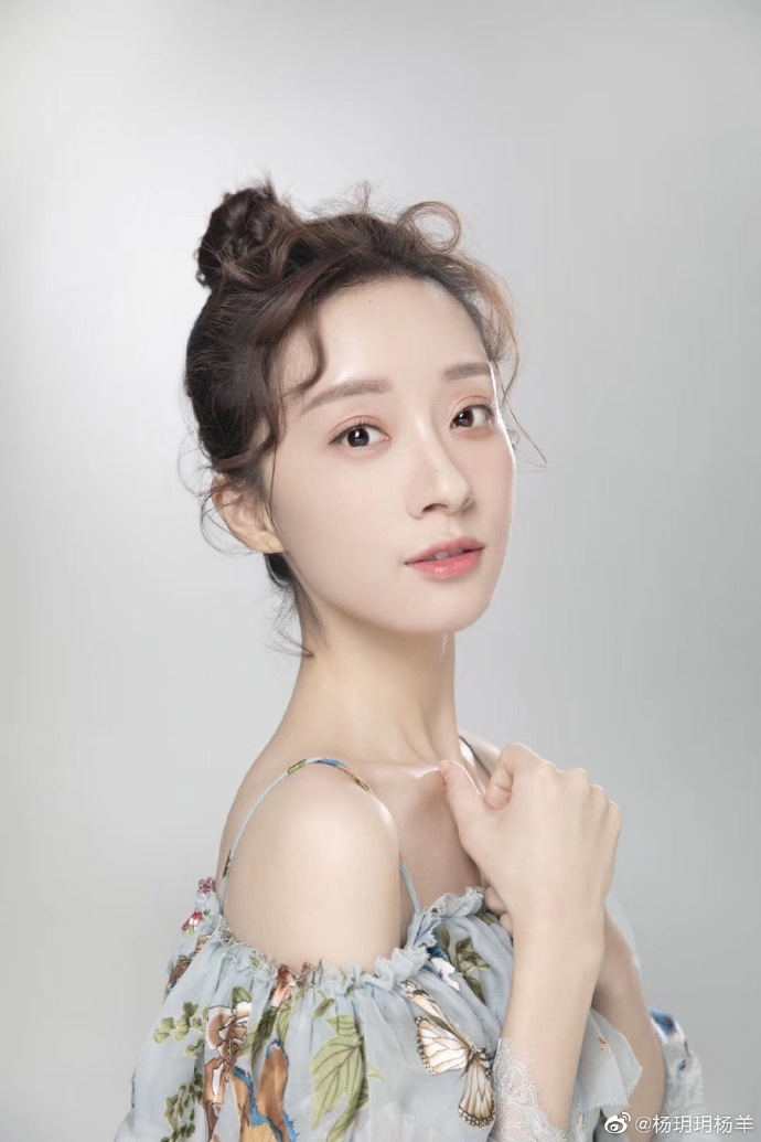 杨玥的图片