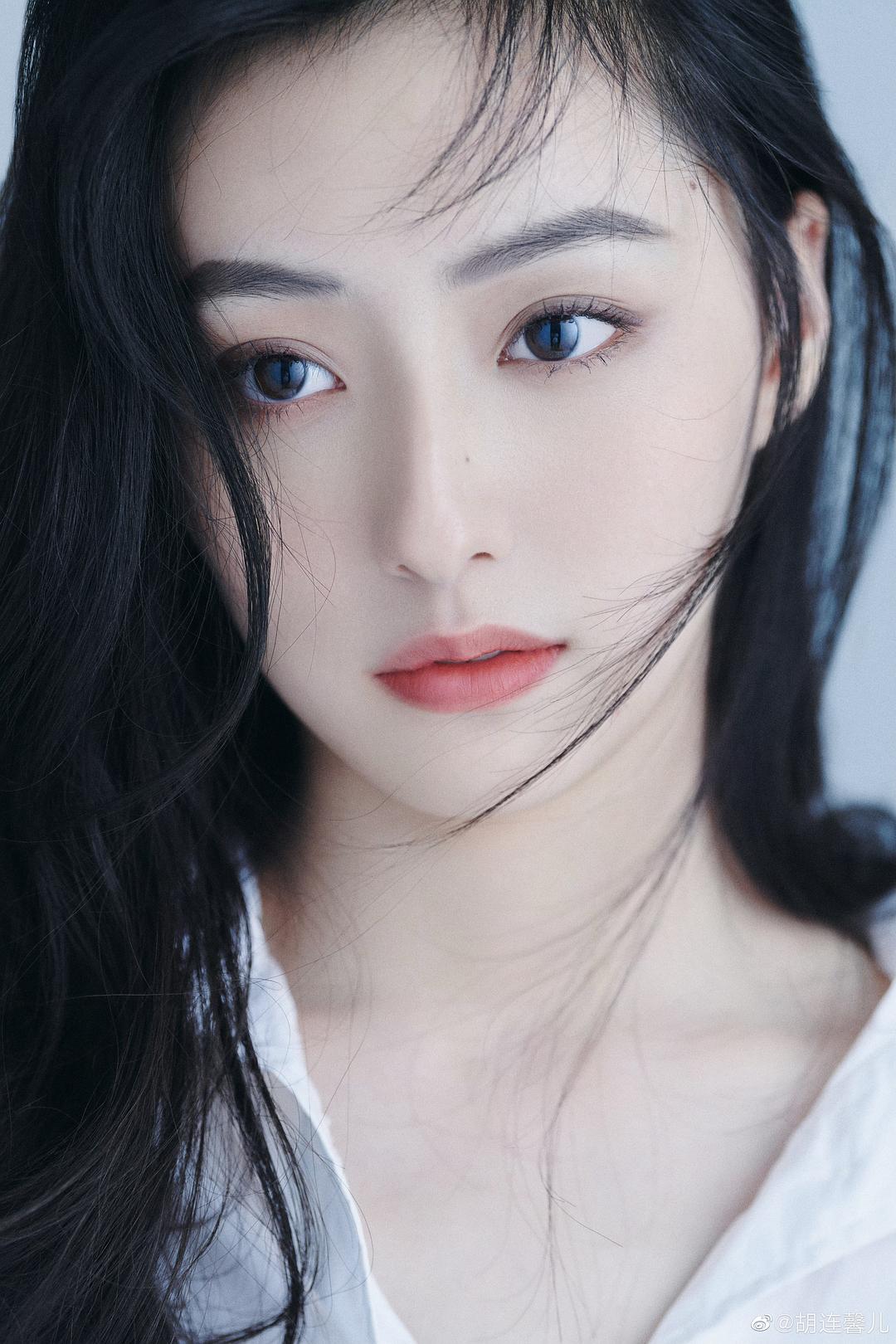 胡连馨的图片
