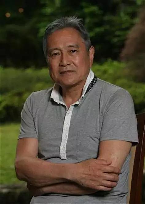 龙雷太的图片