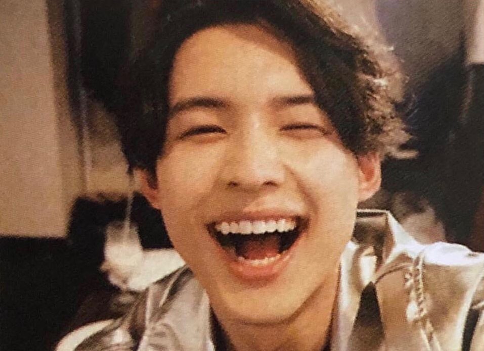 松村北斗的图片