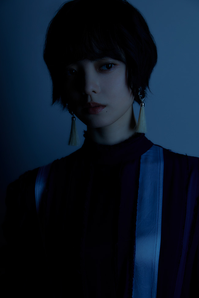 平手友梨奈的图片