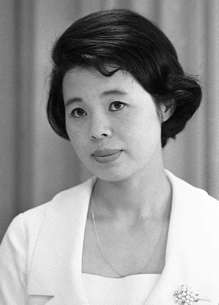 市原悦子的图片