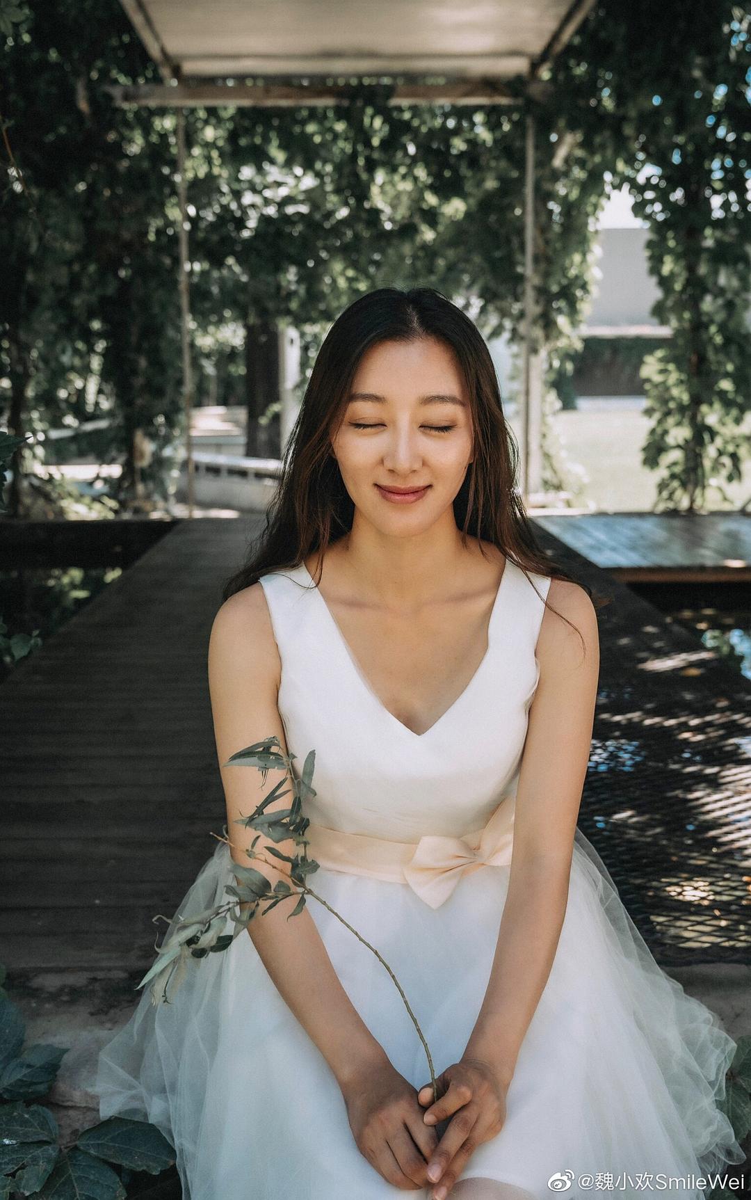魏小欢的图片