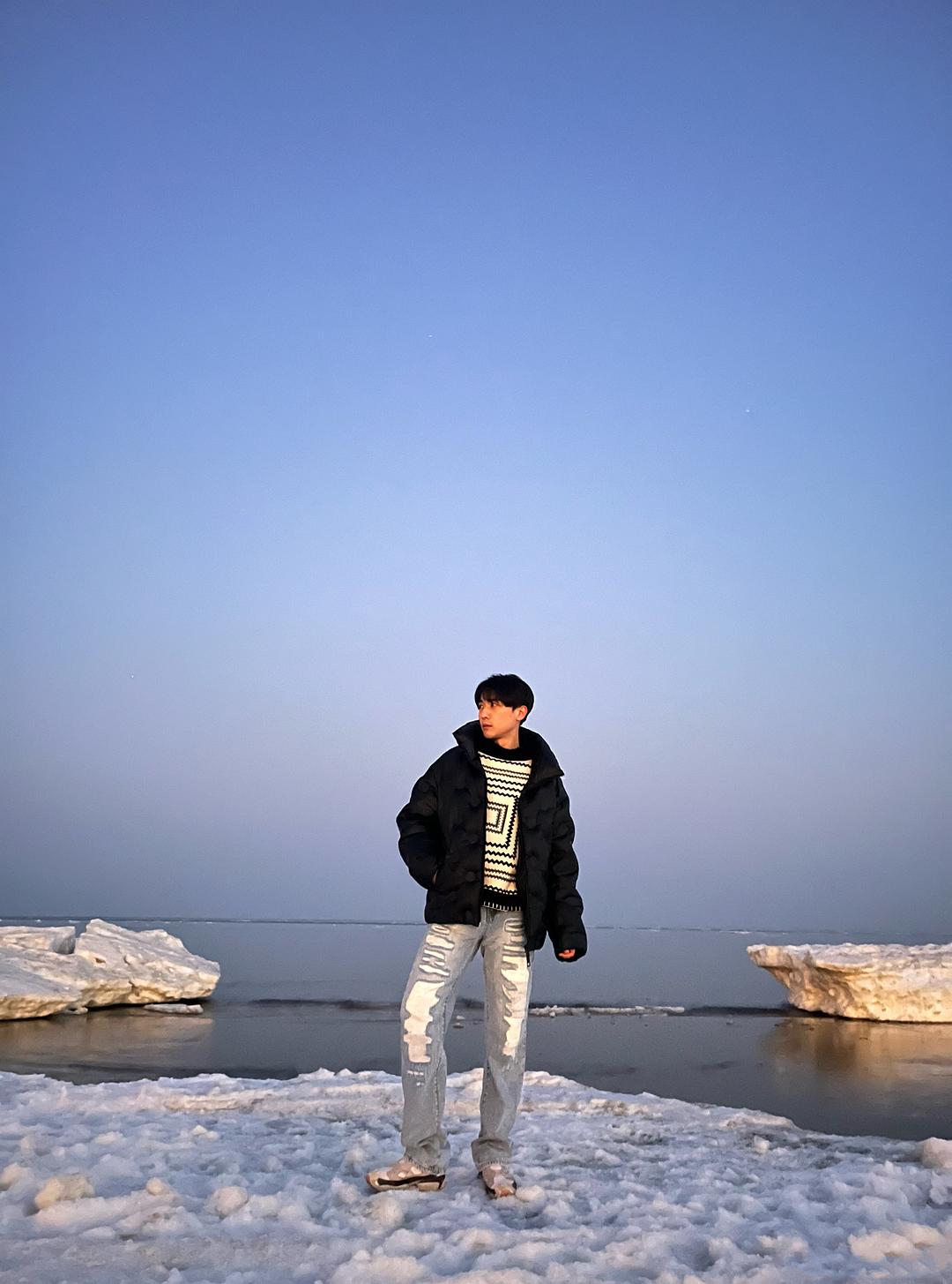 张思王之的图片
