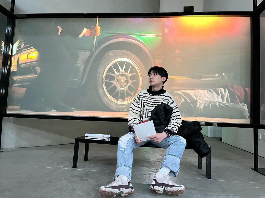 张思王之的图片