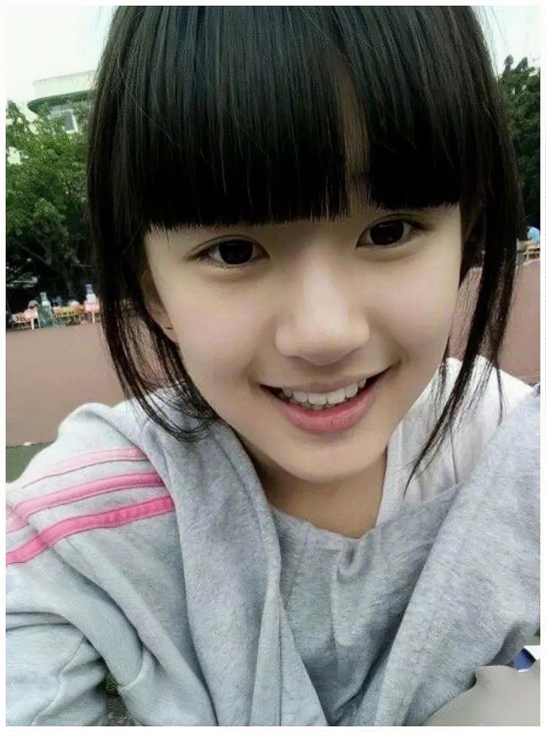 赵露思的图片